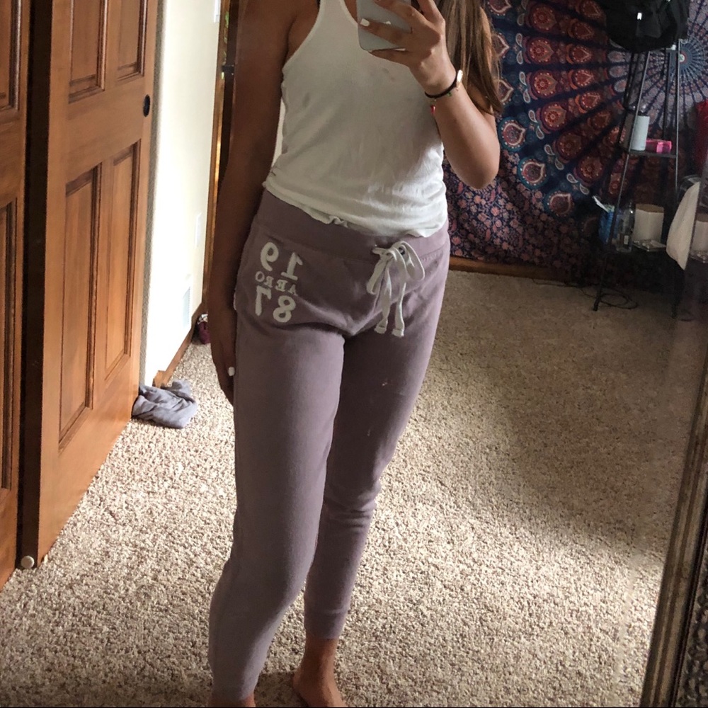 Lauve Aeropostale Capri sweats